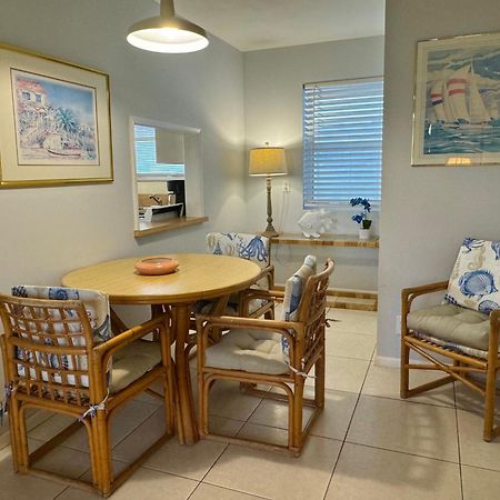 The Grove Beach Condominiums Delray Beach Exteriör bild