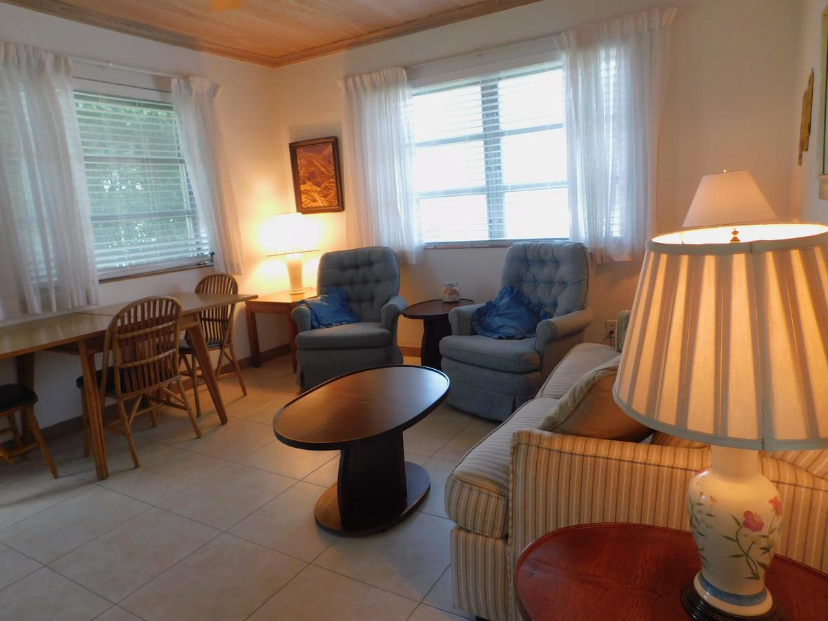 The Grove Beach Condominiums Delray Beach Exteriör bild