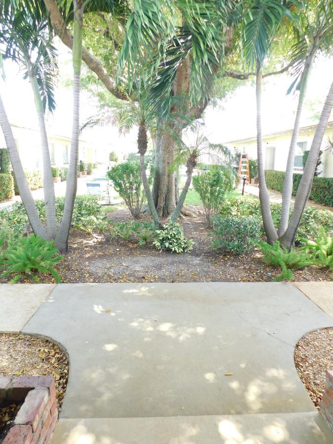 The Grove Beach Condominiums Delray Beach Exteriör bild
