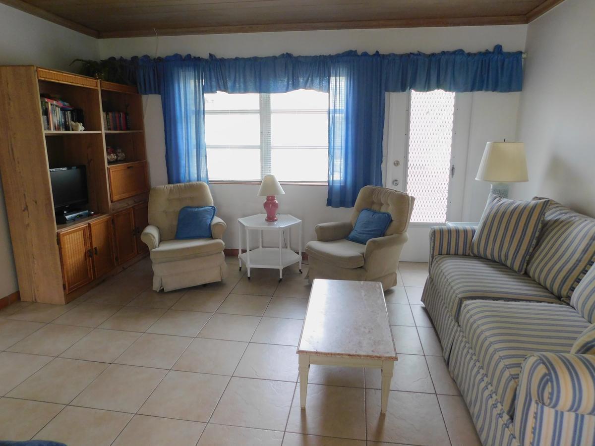 The Grove Beach Condominiums Delray Beach Exteriör bild